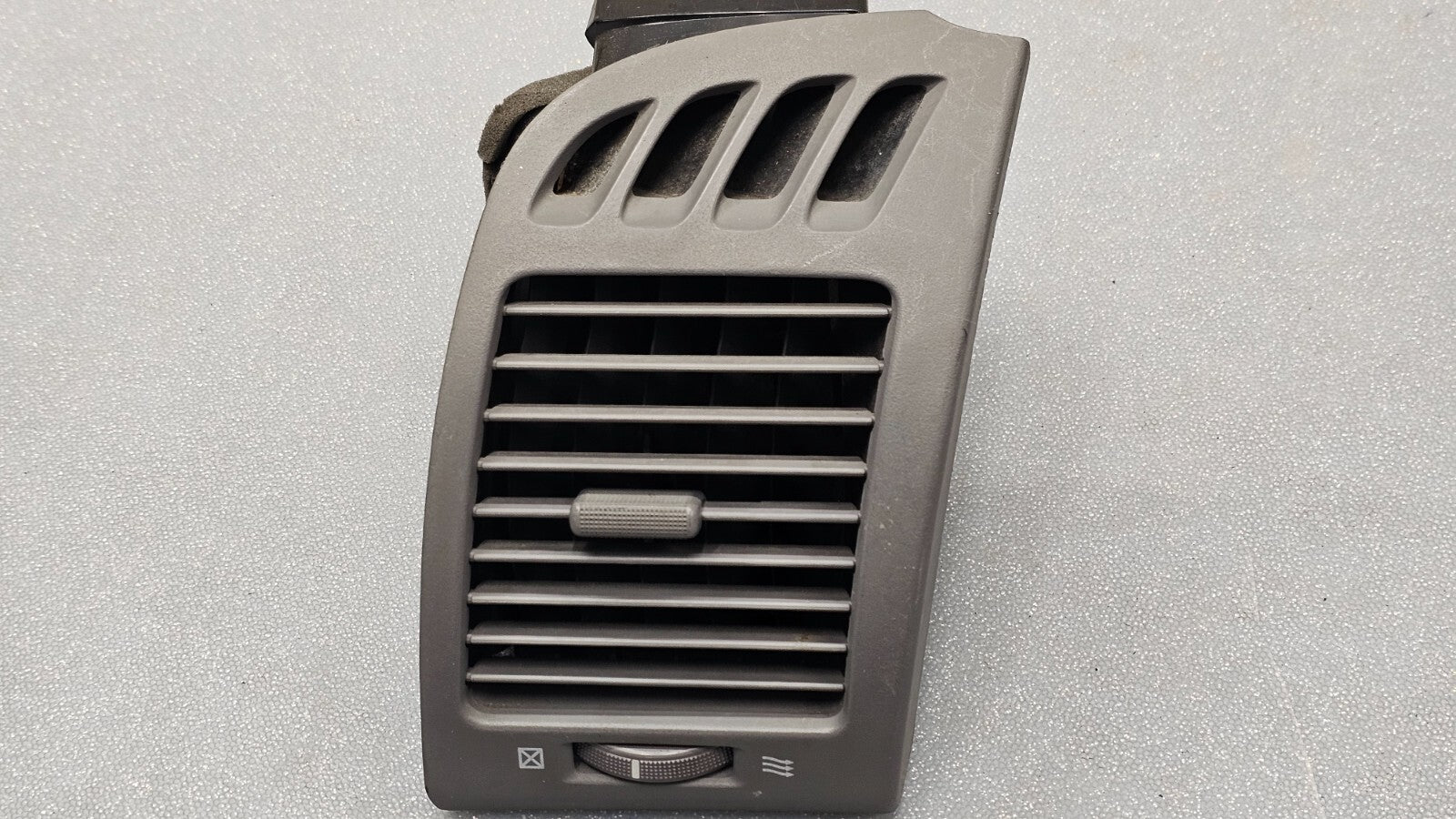🔥02-06 TOYOTA CAMRY RIGHT PASSENGER DASH AIR VENT CONDITIONING HEATER GRAY