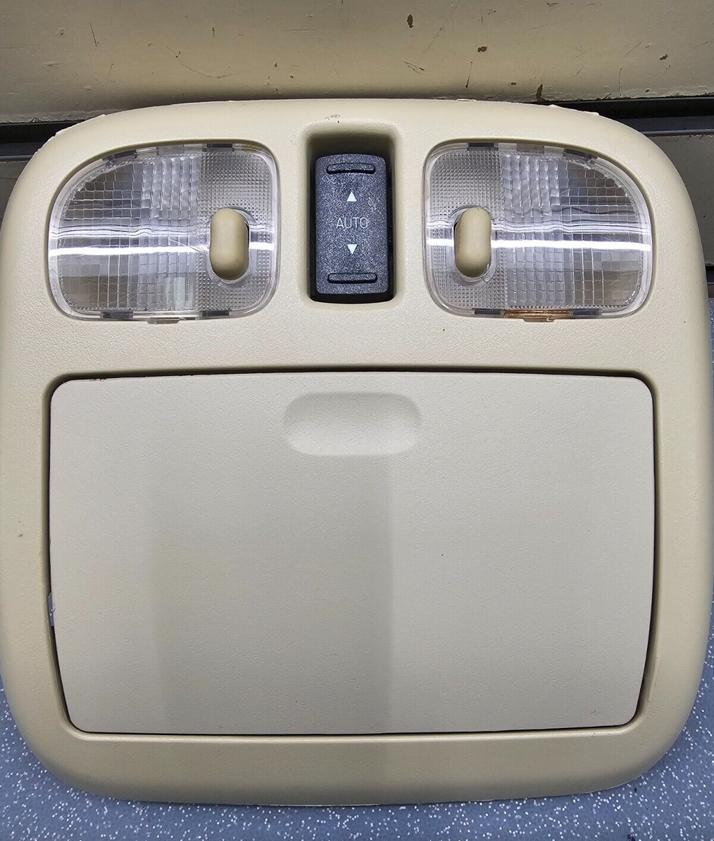 06-09 Milan Fusion Overhead Console Dome Map Light Lamp Unit Storage Light TAN