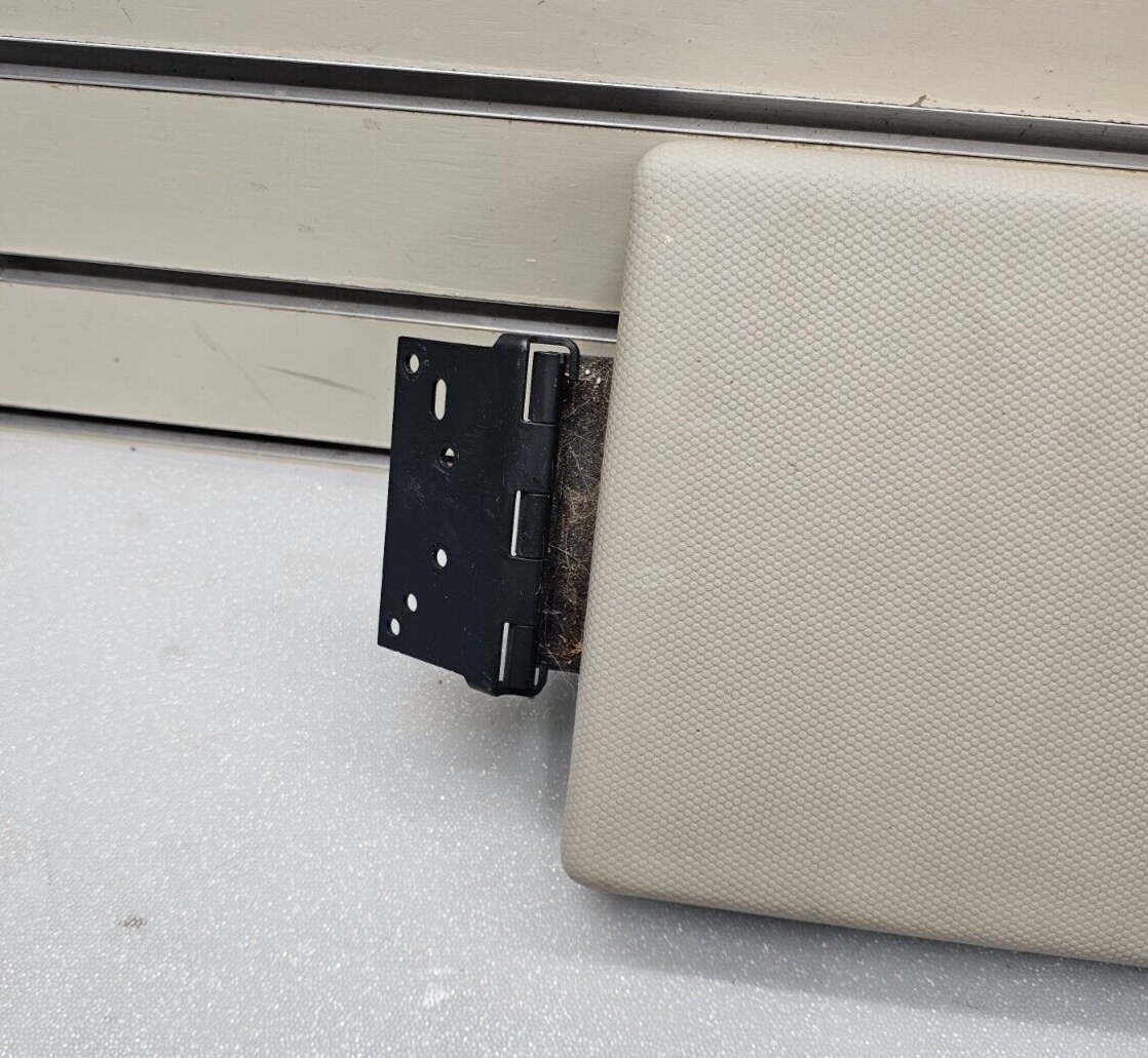 08-12 Ford Escape Mariner Tribute Center Console Lid Cover ARM REST ASSEMBLY TAN