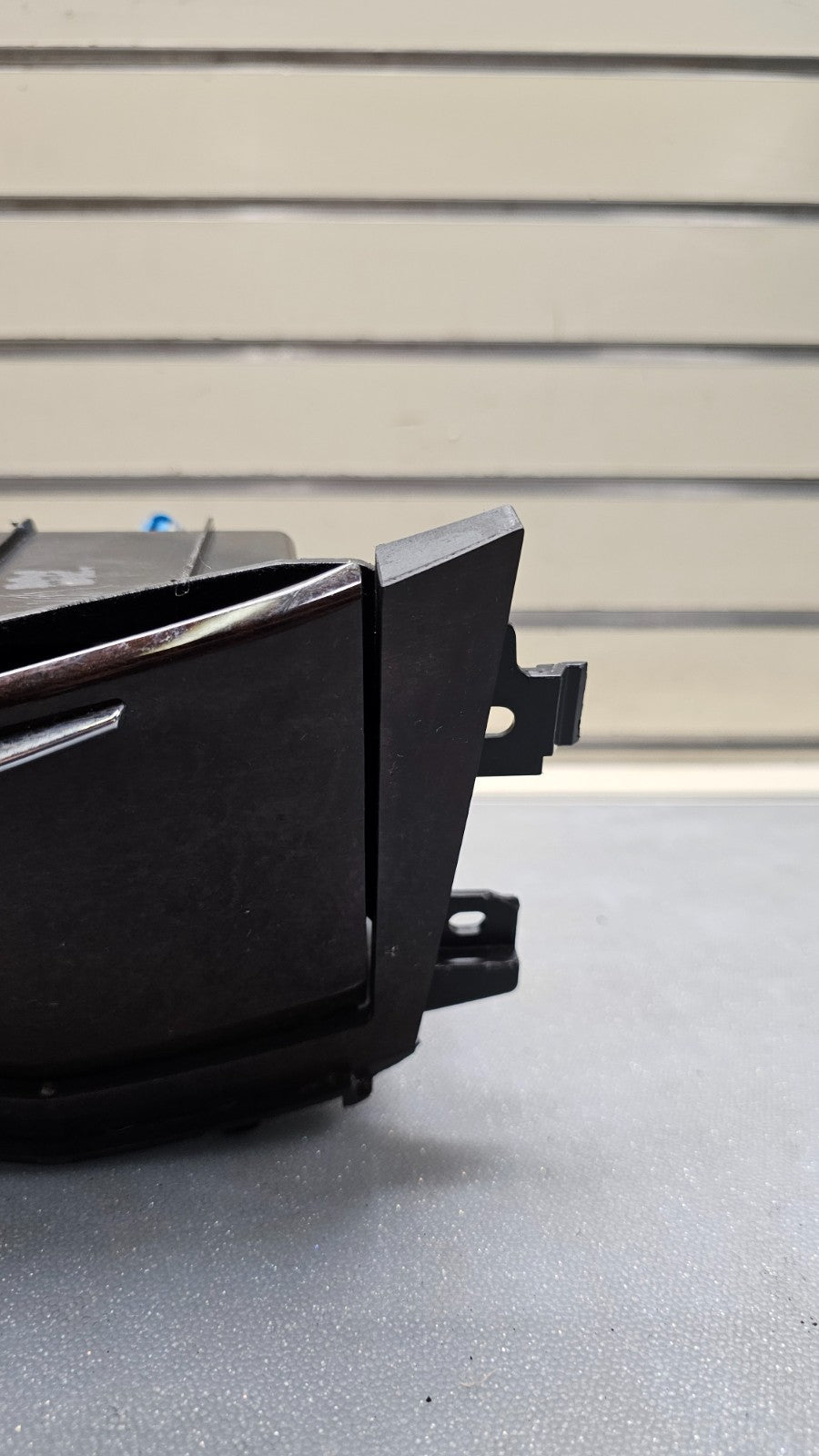 🔥10-16 Cadillac SRX Dash Storage Compartment Pocket Bin 12V Power Outlet