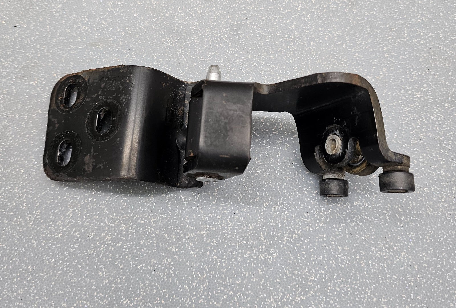 🔥1995-2005 Chevy Astro / GMC Safari Middle Sliding Door Arm Roller Hinge