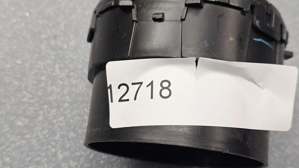 05-10 YARIS DASH LEFT DRIVER RIGHT PASSENGER AIR VENT HEATER CONDITIONING BLACK