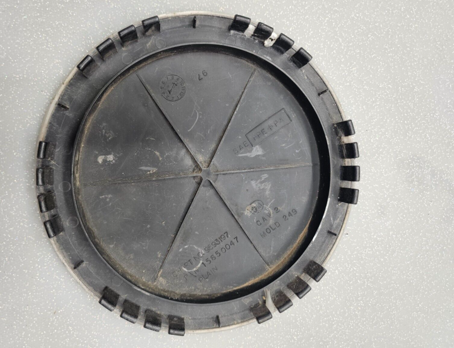 92-99 GMC Chevy 4x4 Truck Suburban Tahoe Front Rear Wheel Center Cap Hubcap GRAY