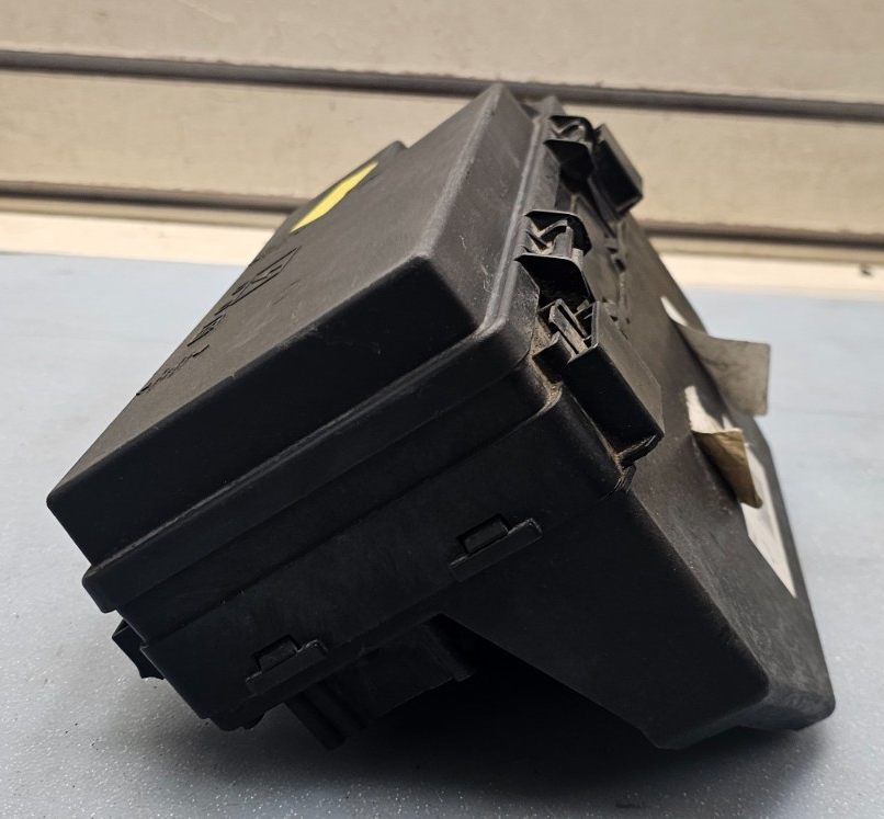 🔥2013 DODGE GRAND CARAVAN TOWN & COUNTRY TIPM FUSE BOX BCM POWER MODULE RELAY