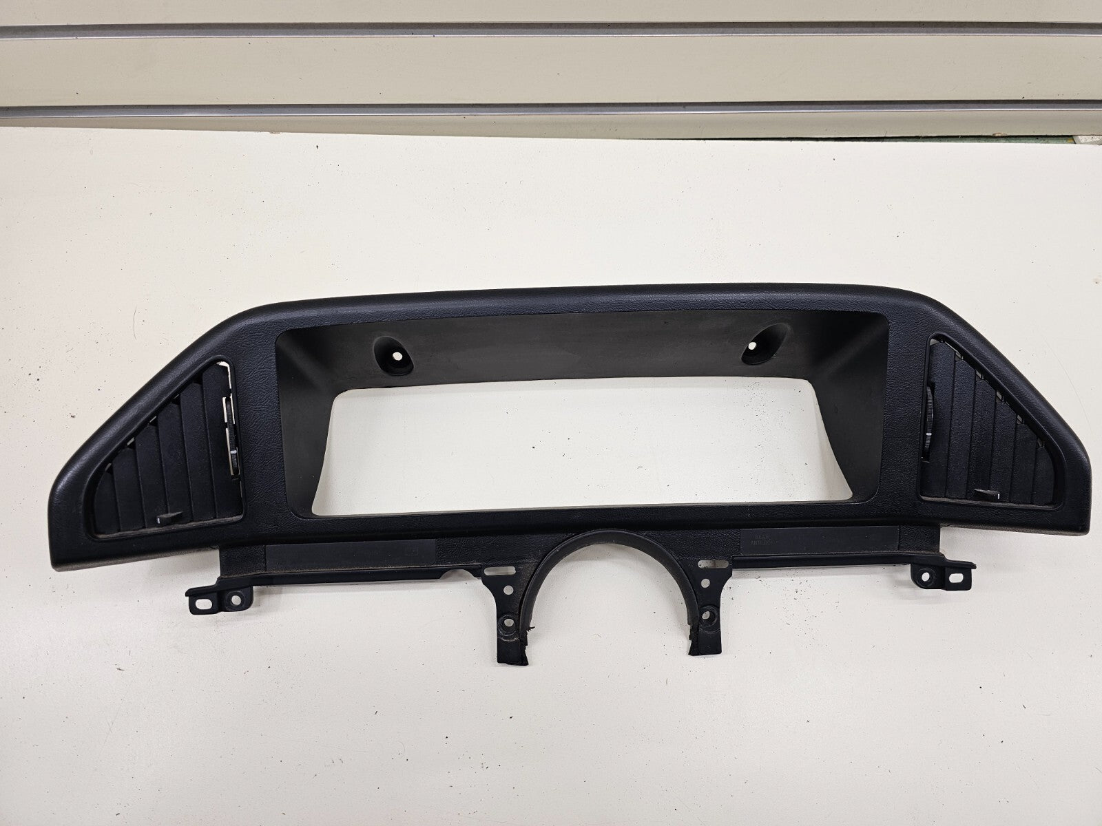 87-91 Ford F150 BRONCO Dash Instrument CLUSTER Bezel Speedo Gauge Trim BLACK C11