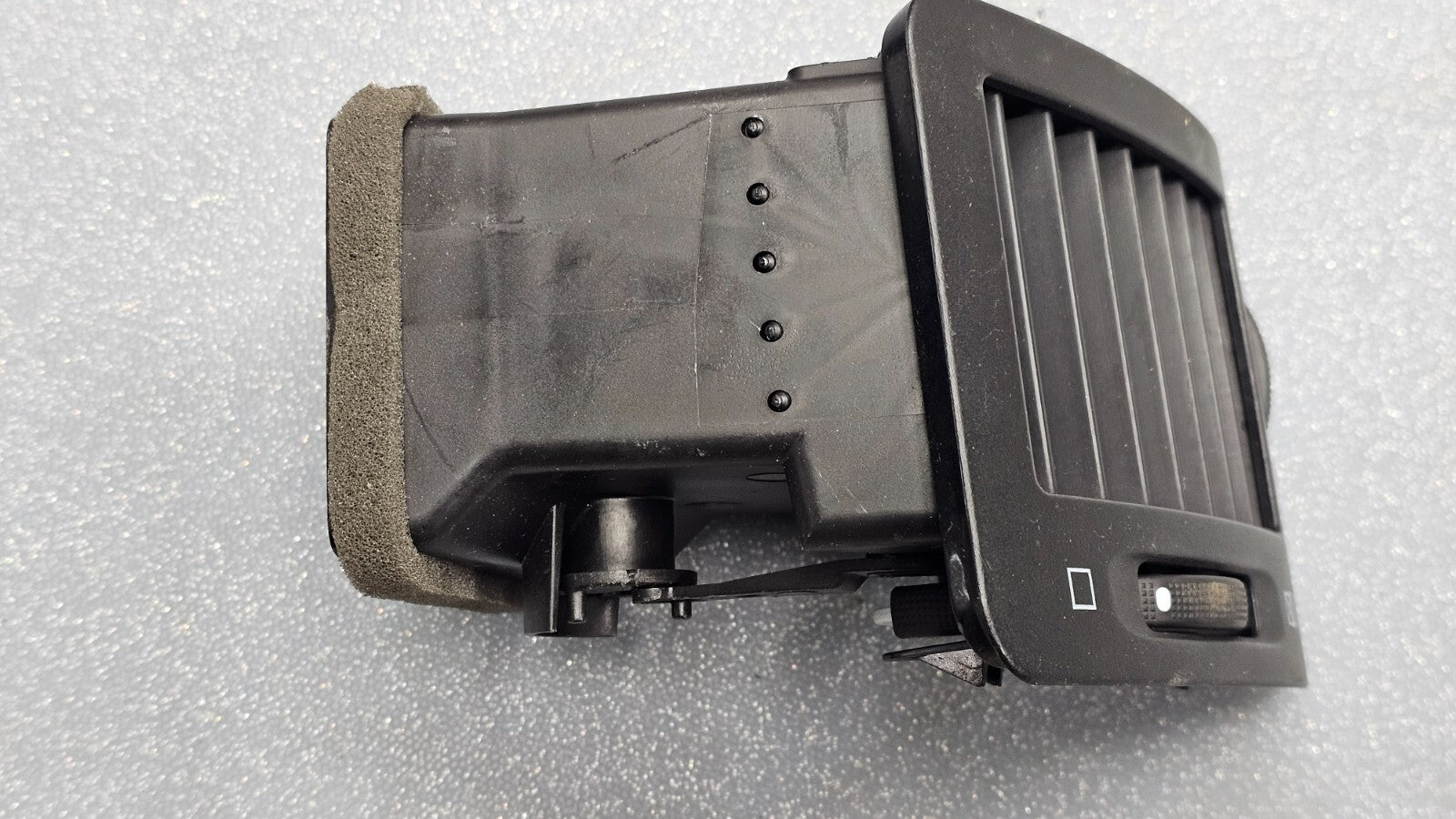 🔥06-11 Cadillac DTS Dash Right Passenger A/C Air Vent Heater Conditioning Black
