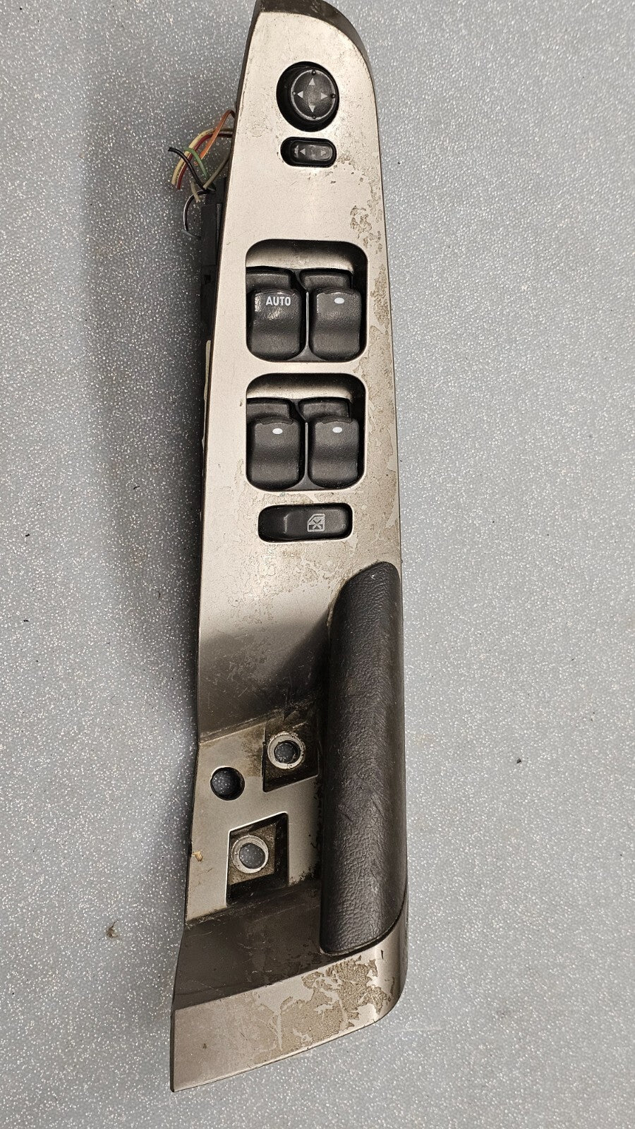 🔥05-08 Pontiac G6 Left Driver Master Power Door Window Switch Assembly SILVER
