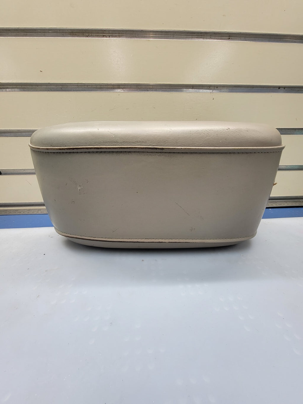 🔥2002-2005 Hyundai XG350 Center Console Arm Rest Lid Cover Tan OEM
