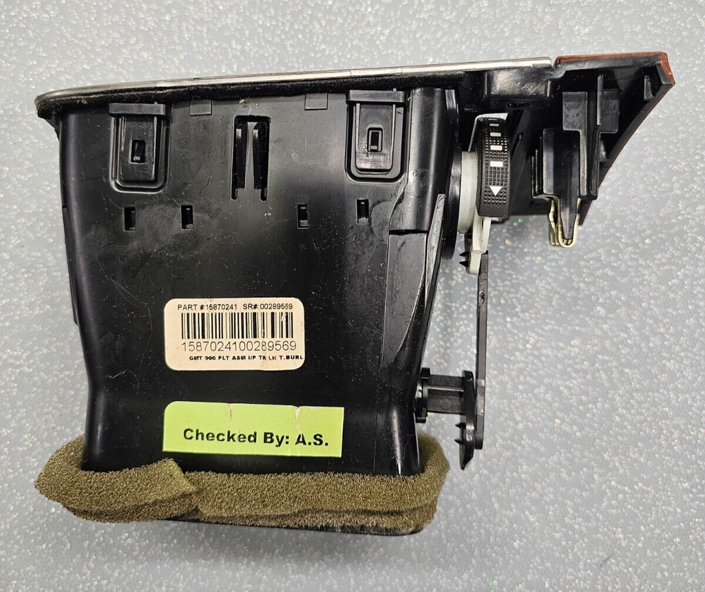 07-13 Suburban YUKON Front LEFT DRIVER Dash Air Vent Heater FILTER SILVER VT16