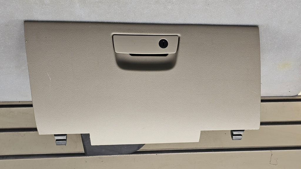 🔥08-10 GRAND CHEROKEE COMMANDER DASH GLOVE BOX COMPARTMENT LID ASSEMBLY TAN