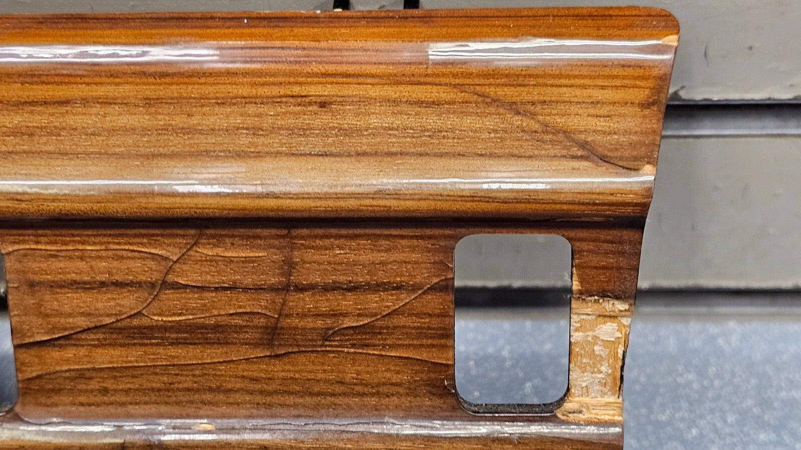 86-96 Mercedes Benz W124 Dash Center Panel Climate Control Bezel OEM Woodgrain