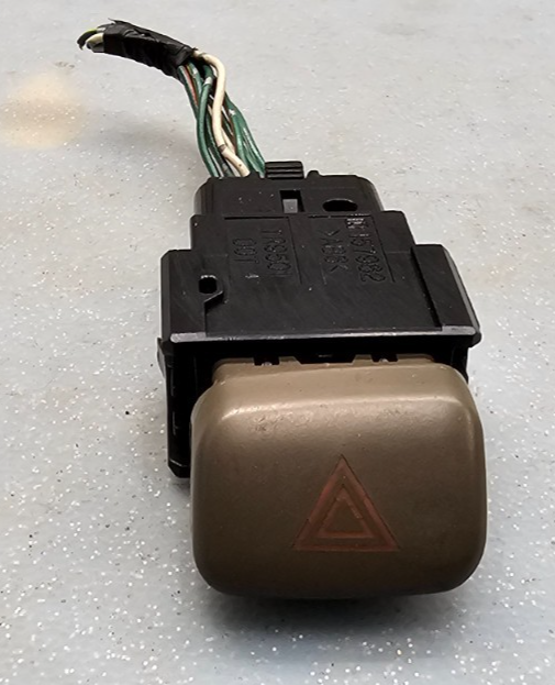 98-02 COROLLA 05-10 AVALON HAZARD EMERGENCY LIGHT SWITCH DRIVER ASSEMBLY DK TAN
