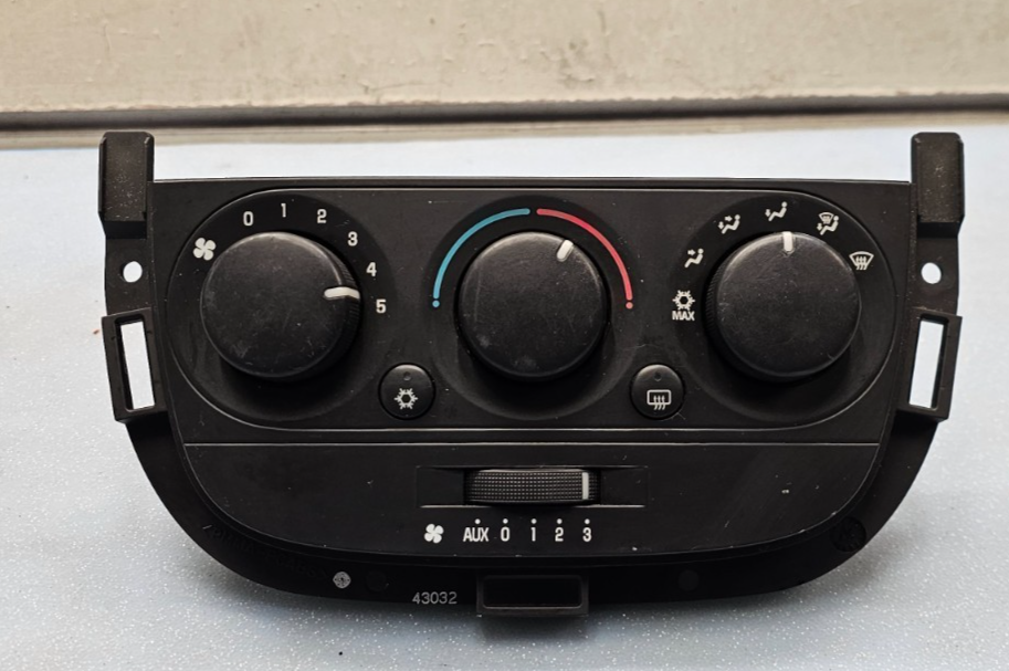 🔥05-09 Chevy Uplander A/C AC HVAC Heater Temperature Climate Control BLACK OEM