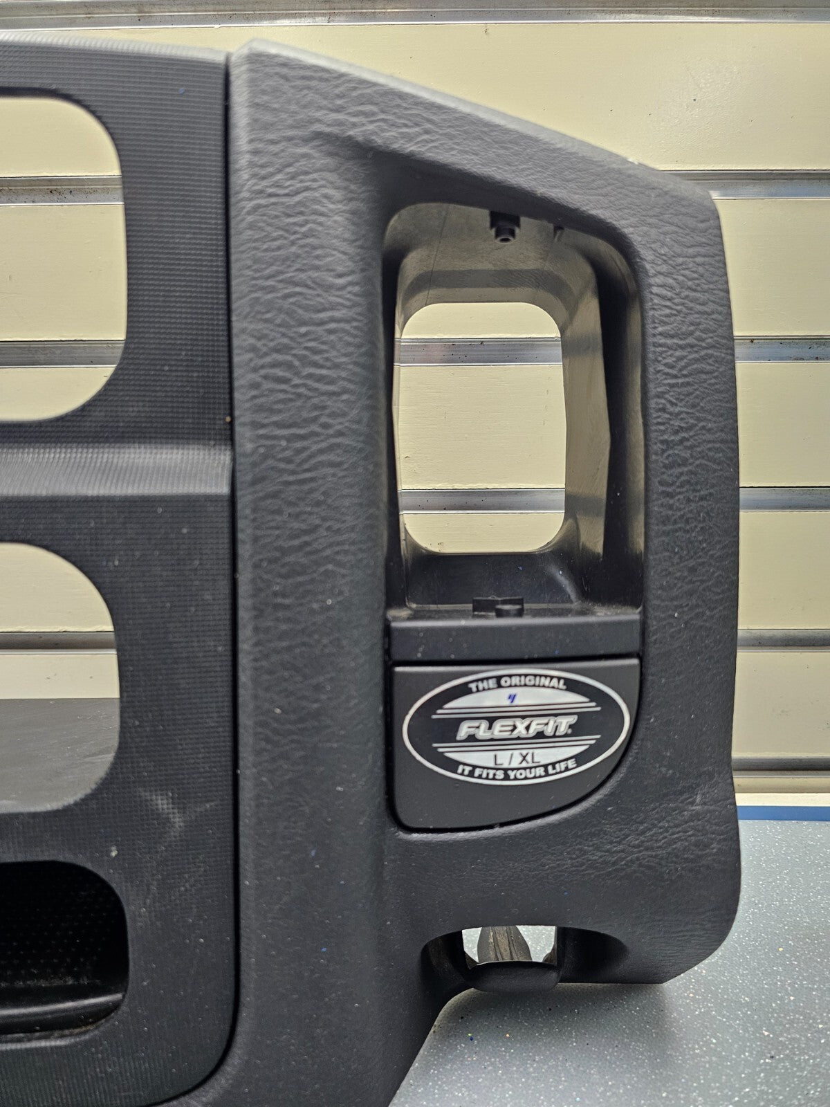 🔥02-05 Dodge RAM Dash RADIO SUUROUND Bezel Climate Trim Panel Storage Black B10
