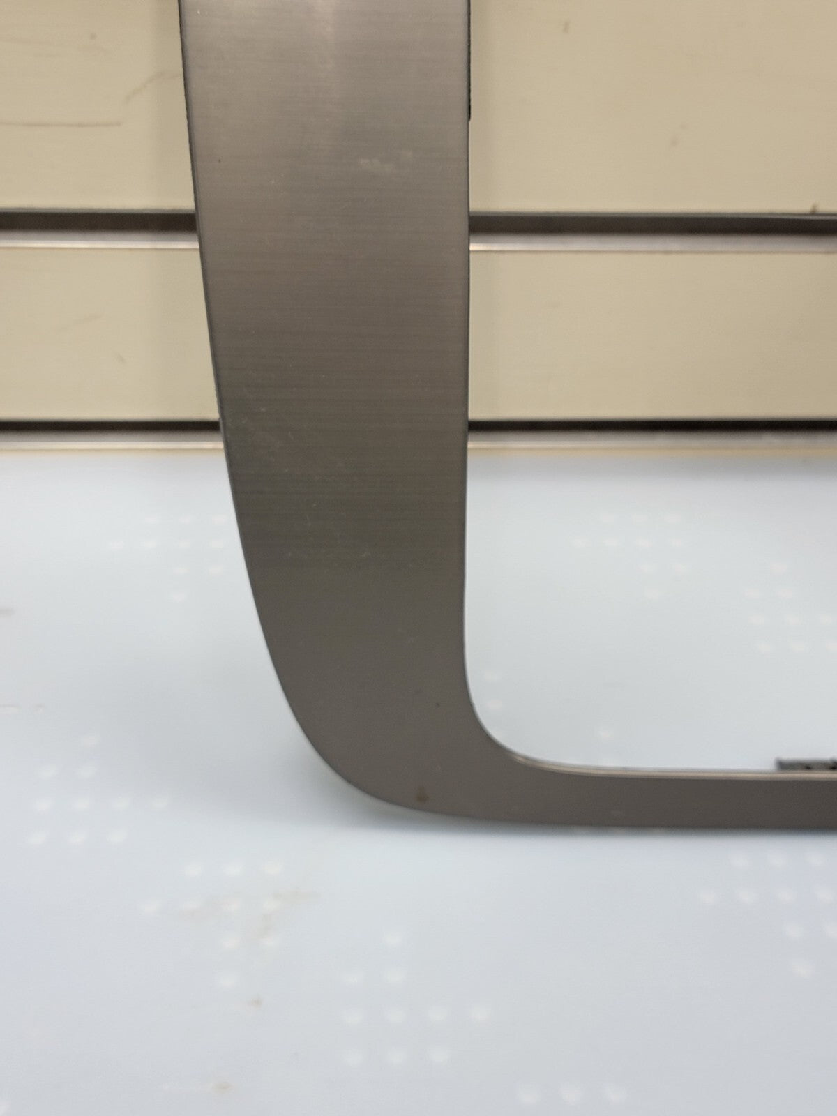🔥07-13 SUBURBAN TAHOE YUKON CENTER DASH RADIO BEZEL TRIM SILVER