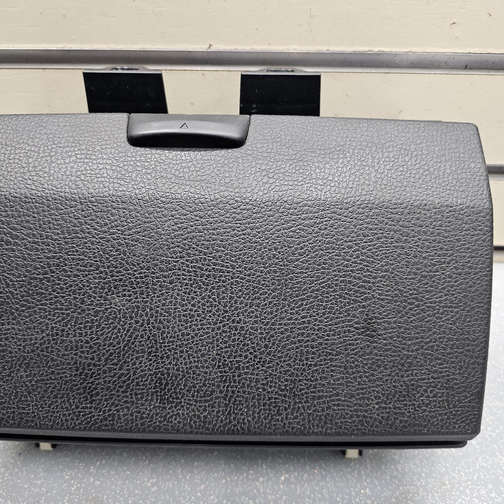 03-08 MAZDA 6 Upper Center Dash Cubby Storage Display Compartment Assembly Black