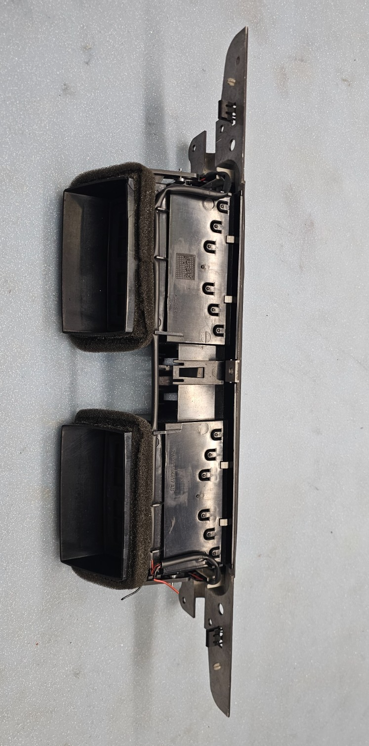 🔥04-09 Jaguar XJ8 Center Dash AC Heater Air Vent Conditioning Bezel Black OEM