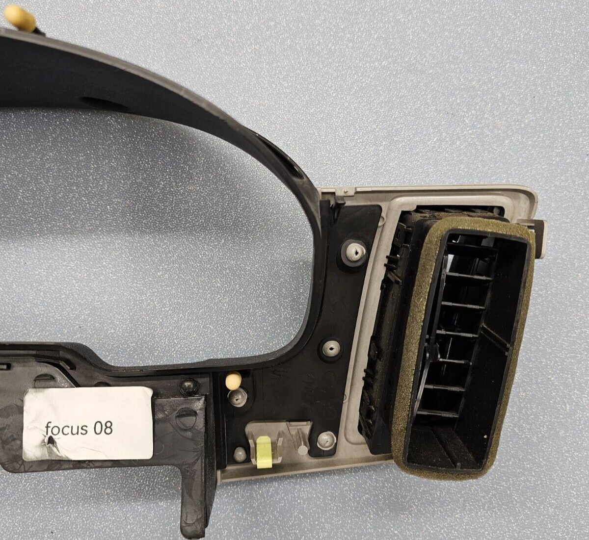 🔥08-11 Ford Focus Instrument Cluster Dash Bezel Speedometer Trim Tan/Black OEM