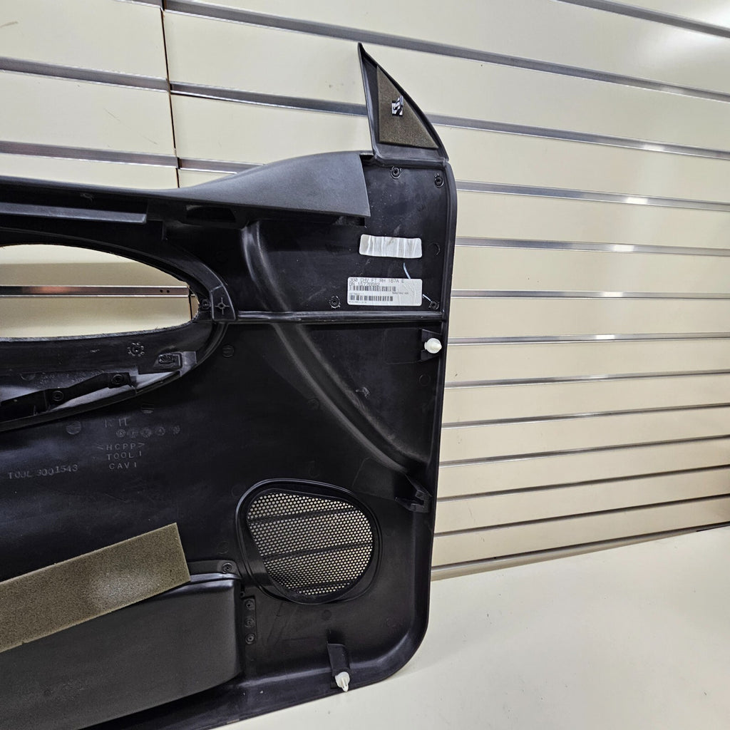 🔥2002-2009 CHEVY TRAILBLAZER Door Panel  Front RIGHT Passenger Armrest BLACK D8