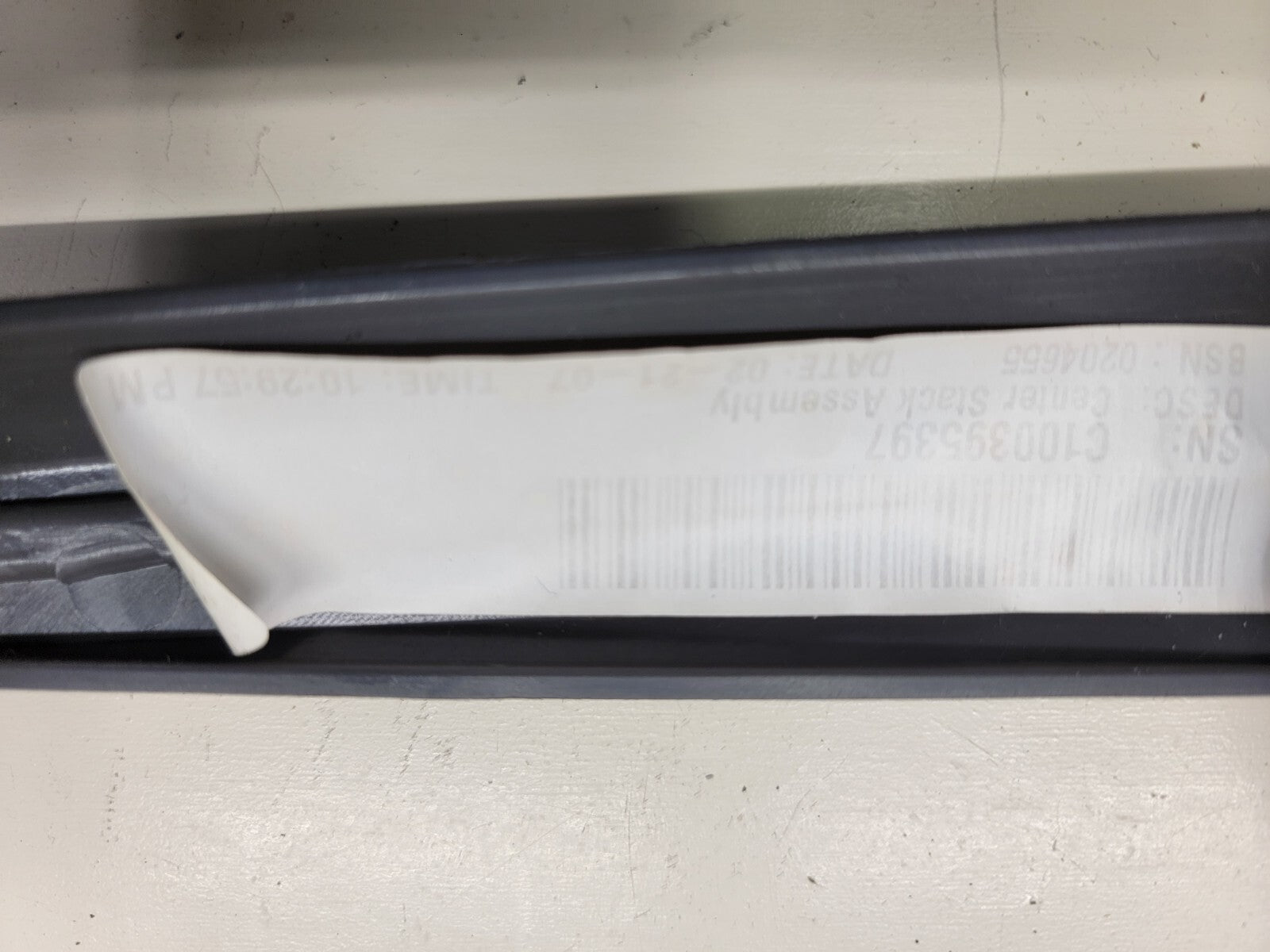 🔥2006-2011 Chevrolet HHR Center Dash Radio Trim w Vents B37 grey
