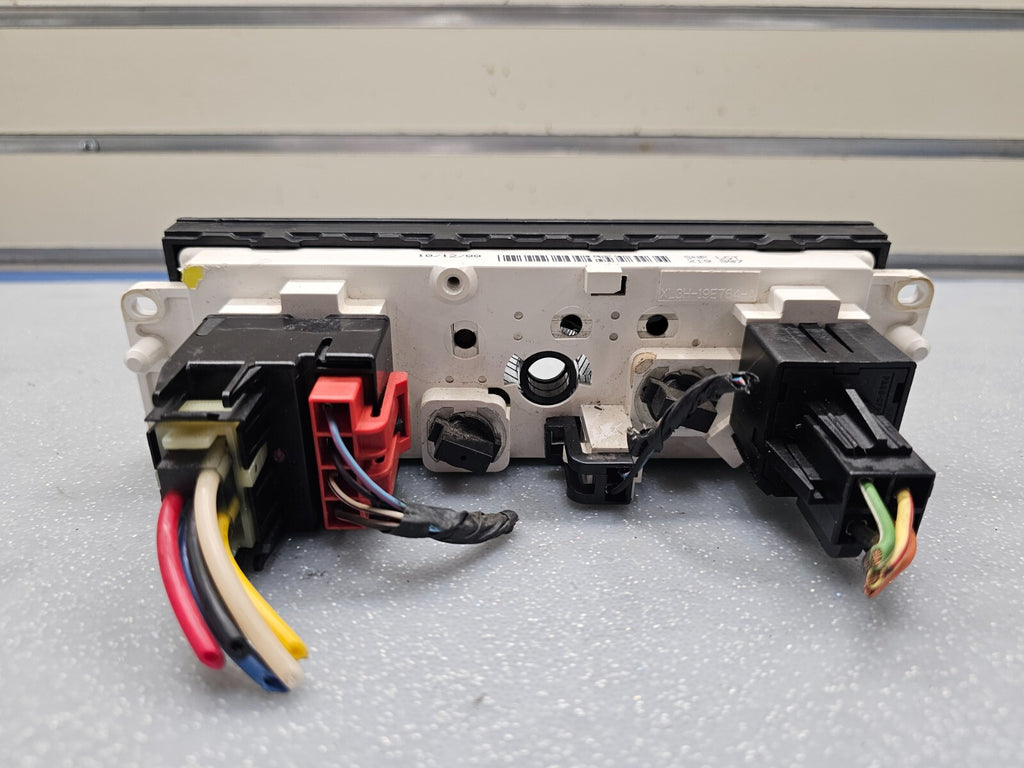 97-03 Ford F150 Expedition Heater AC Climate Control Panel Dash Unit Temperature