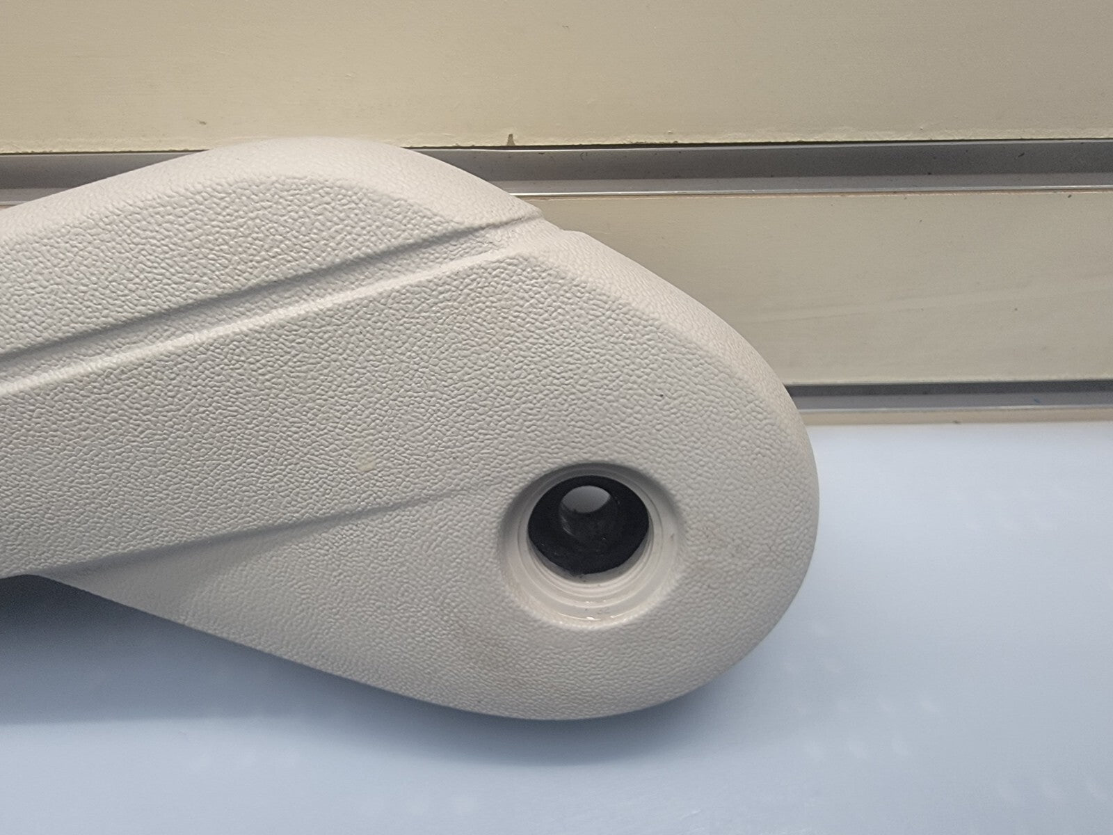 08-11 CARAVAN TOWN & COUNTRY RIGHT PASSENGER SIDE FRONT SEAT ARMREST Light Tan