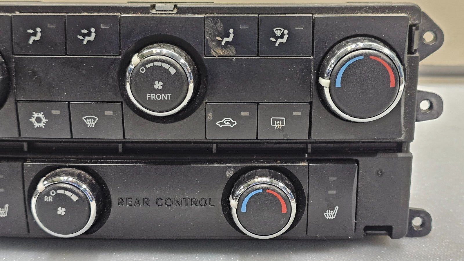🔥08-10 Dodge Grand Caravan Town & Country Climate Control Rear A/C Heater Dash