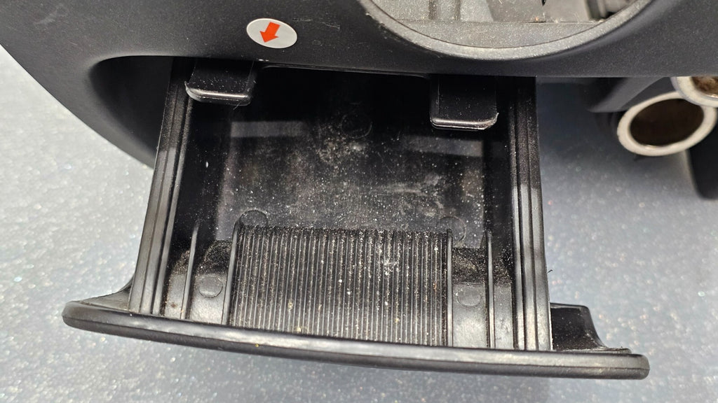 🔥01-06 Santa Fe Dash Temperature Climate control Heater Air Filter Bezel Black