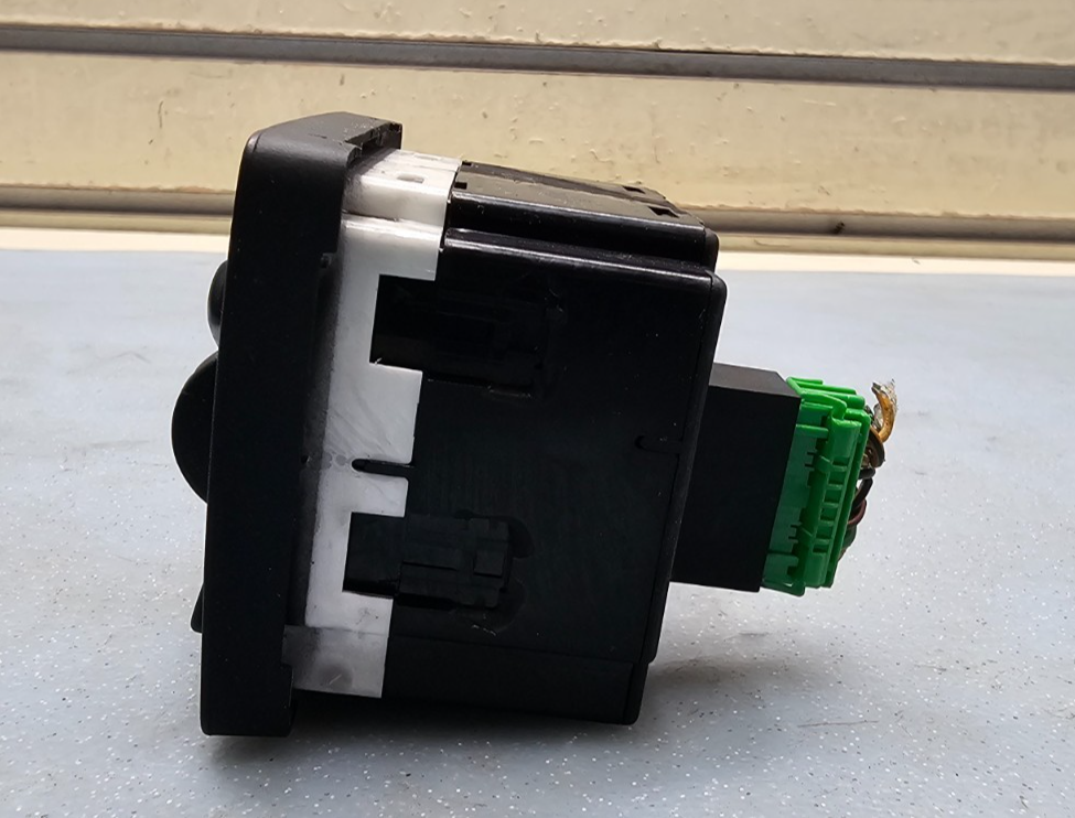 🔥05-10 VOLVO V50 Headlight Control Switch black oem