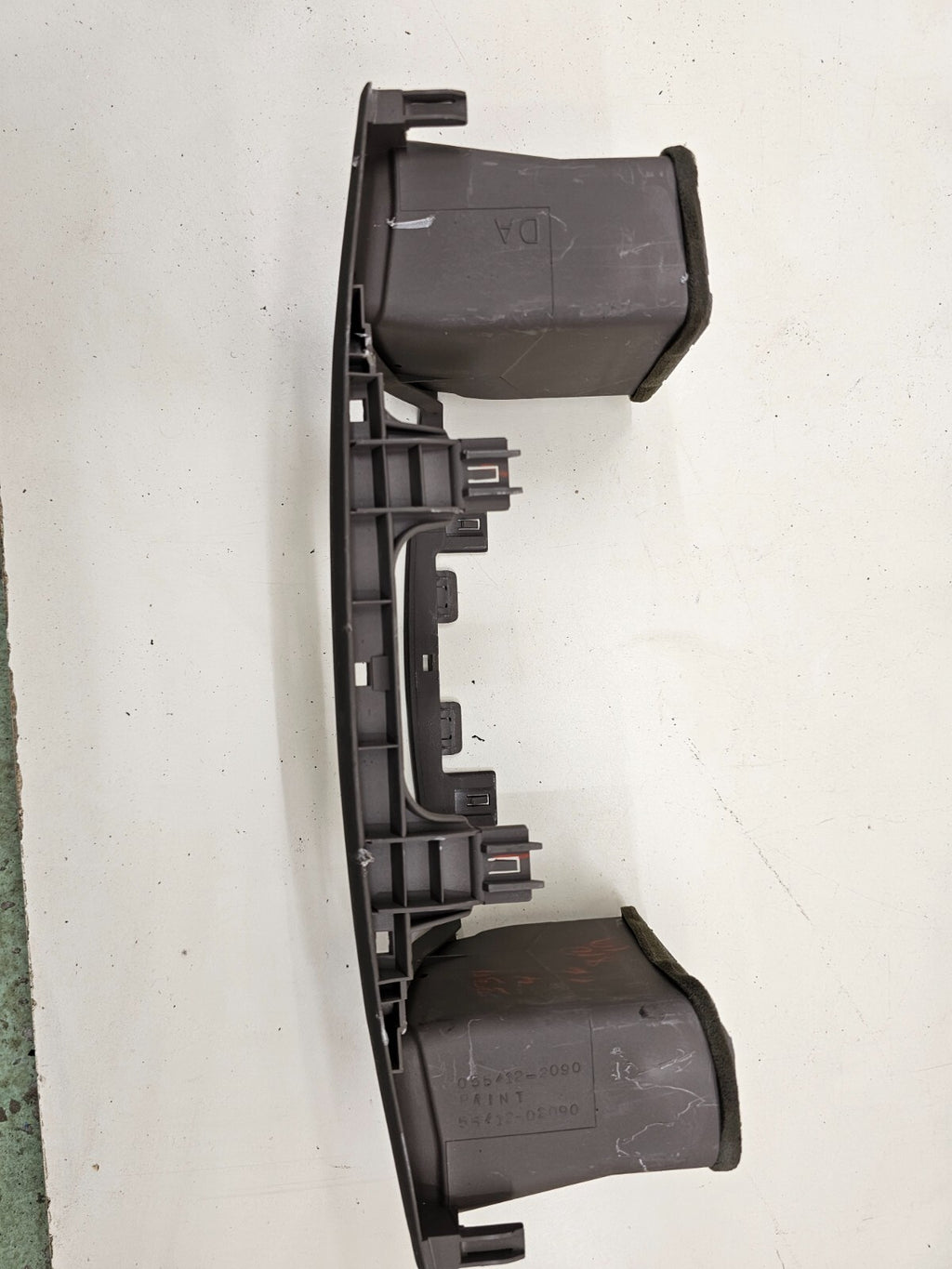 🔥03-08 TOYOTA COROLLA CENTER DASH RADIO SURROUND BEZEL TRIM PANEL OEM TAN B28