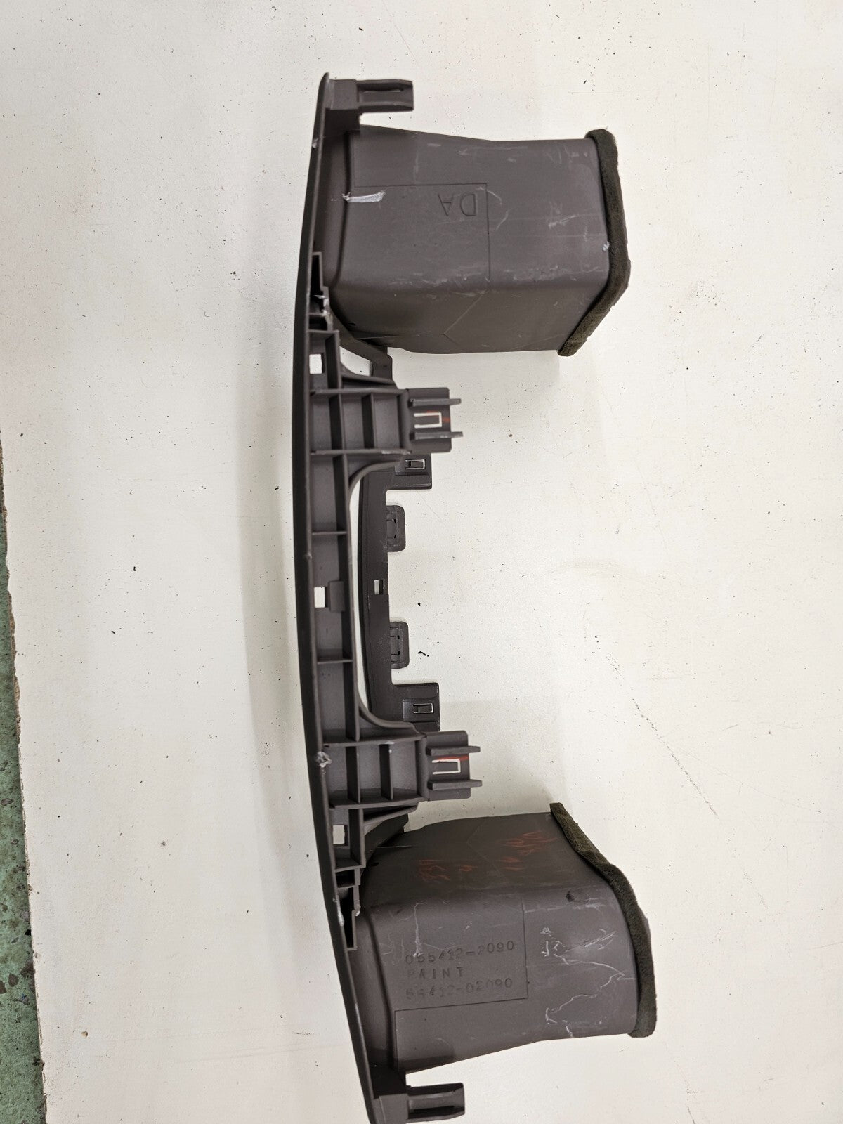 🔥03-08 TOYOTA COROLLA CENTER DASH RADIO SURROUND BEZEL TRIM PANEL OEM TAN B28