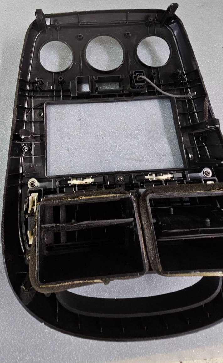 🔥07-09 Spectra Center Dash Radio Stereo Display Climate Trim Panel Bezel Black
