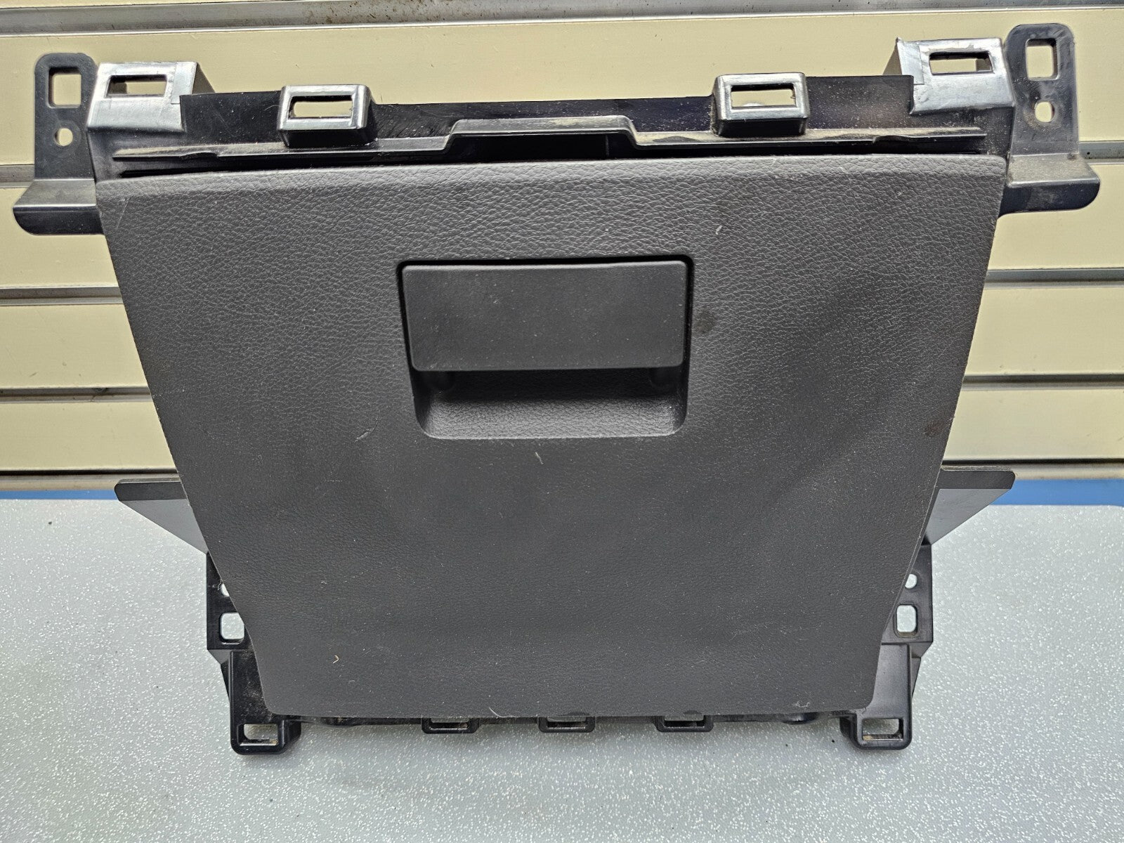 🔥09-12 Dodge Ram Center Console Dash Folding Cup Drink Holder Assembly DK Slate