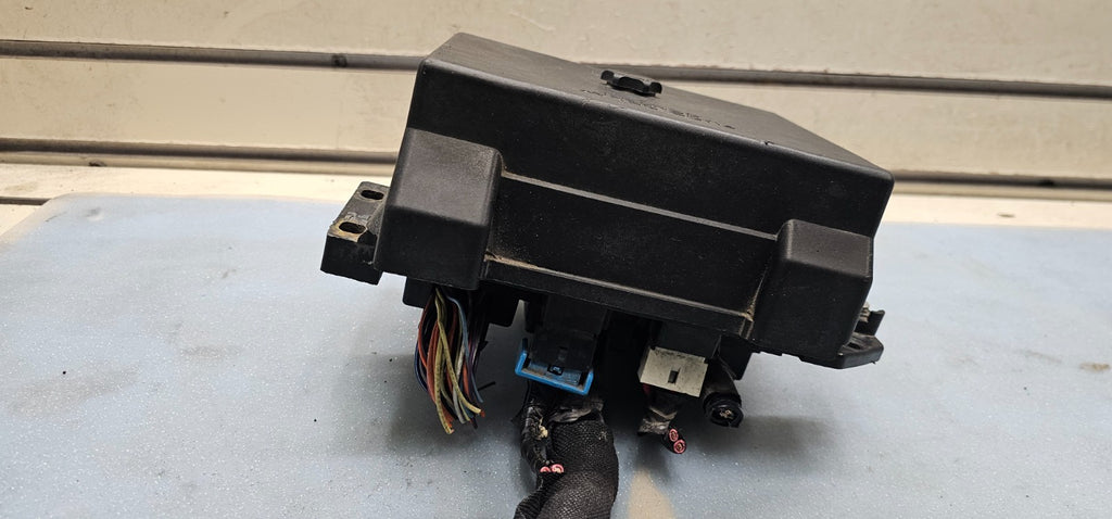 🔥98-04 Sonoma Chevy S10 Engine Fuse Box Relay Wiring Junction Block Assembly