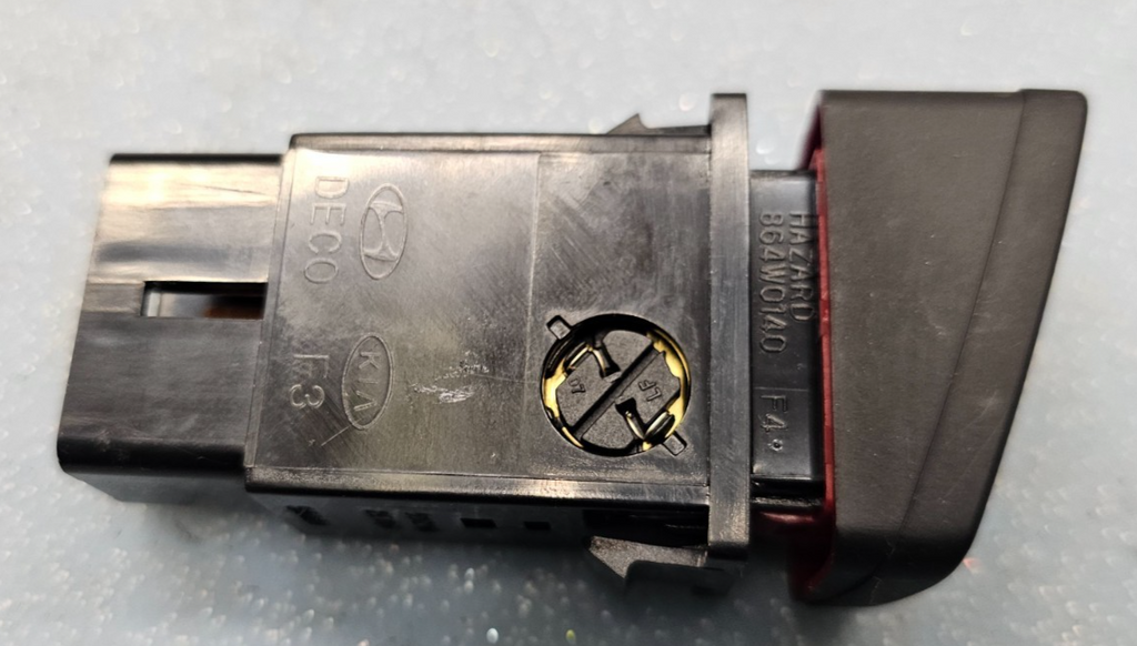 🔥04-09 Hyundai Tucson Hazard Emergency Light Lamp Control Switch Assembly Black