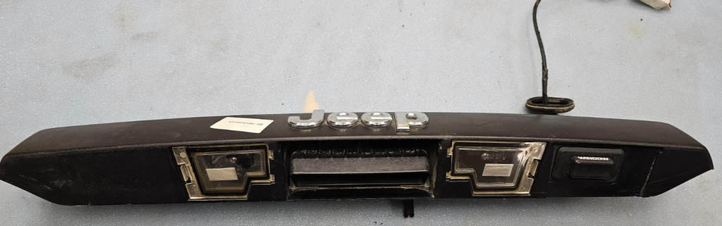 🔥06-09 Jeep Commander Rear Lift gate Plate Lights Handle Assembly OEM