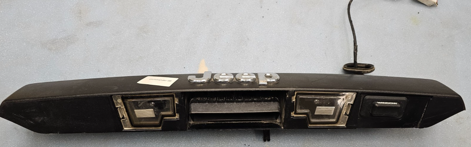 🔥06-09 Jeep Commander Rear Lift gate Plate Lights Handle Assembly OEM