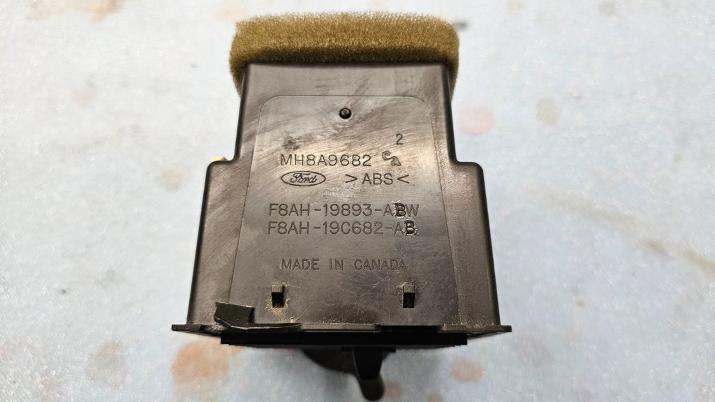 98-11 Grand Marquis Crown Victoria Dash Right Passenger AC Heater Air Vent Black