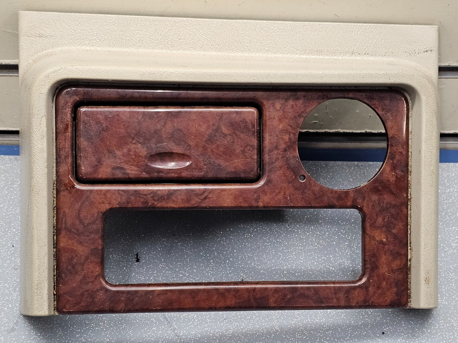 🔥03-06 Escalade Dash AM FM Radio Bezel Trim Instrument Panel Assembly woodgrain