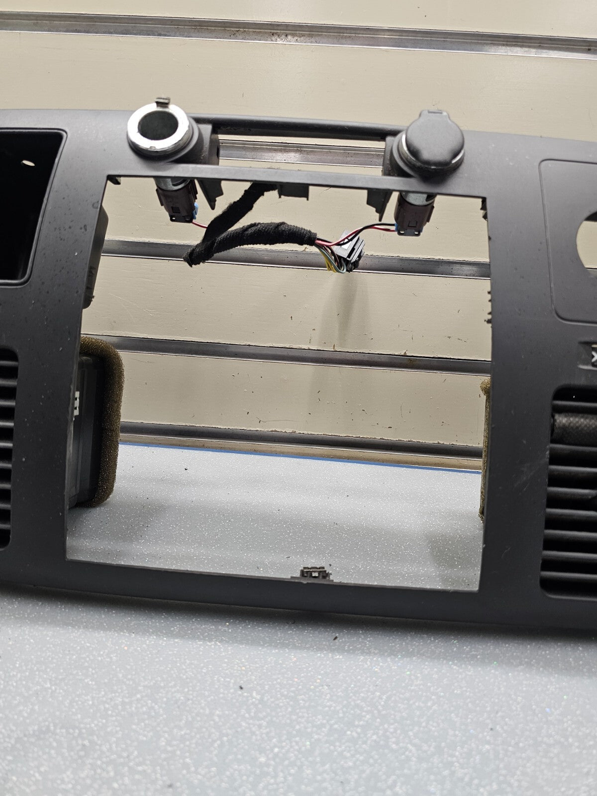🔥07-14 Silverado SIERRA Center Dash Radio Bezel AC Climate Trim Panel BLACK B6