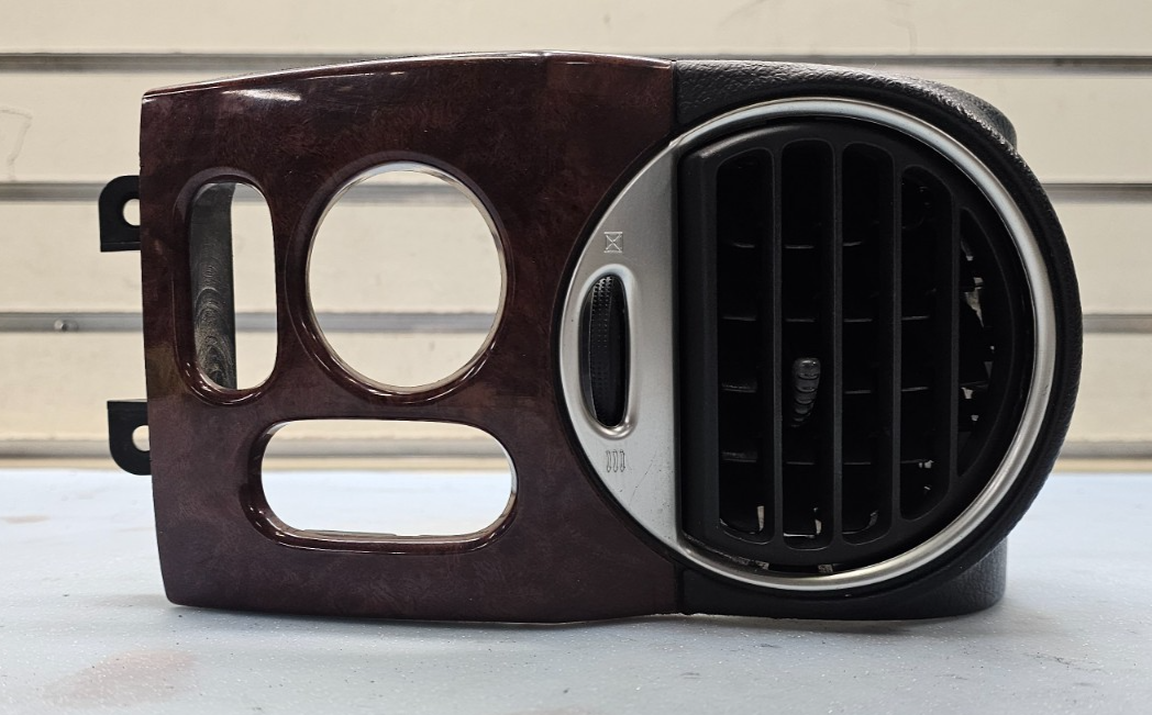 🔥2002-2009 GMC Envoy Driver Left Head Light Switch Bezel Air Vent woodgrain