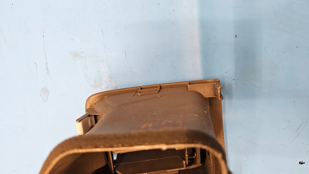 🔥03-08 COROLLA CENTER DASH AM FM RADIO STEREO BEZEL TRIM PANEL OEM TAN