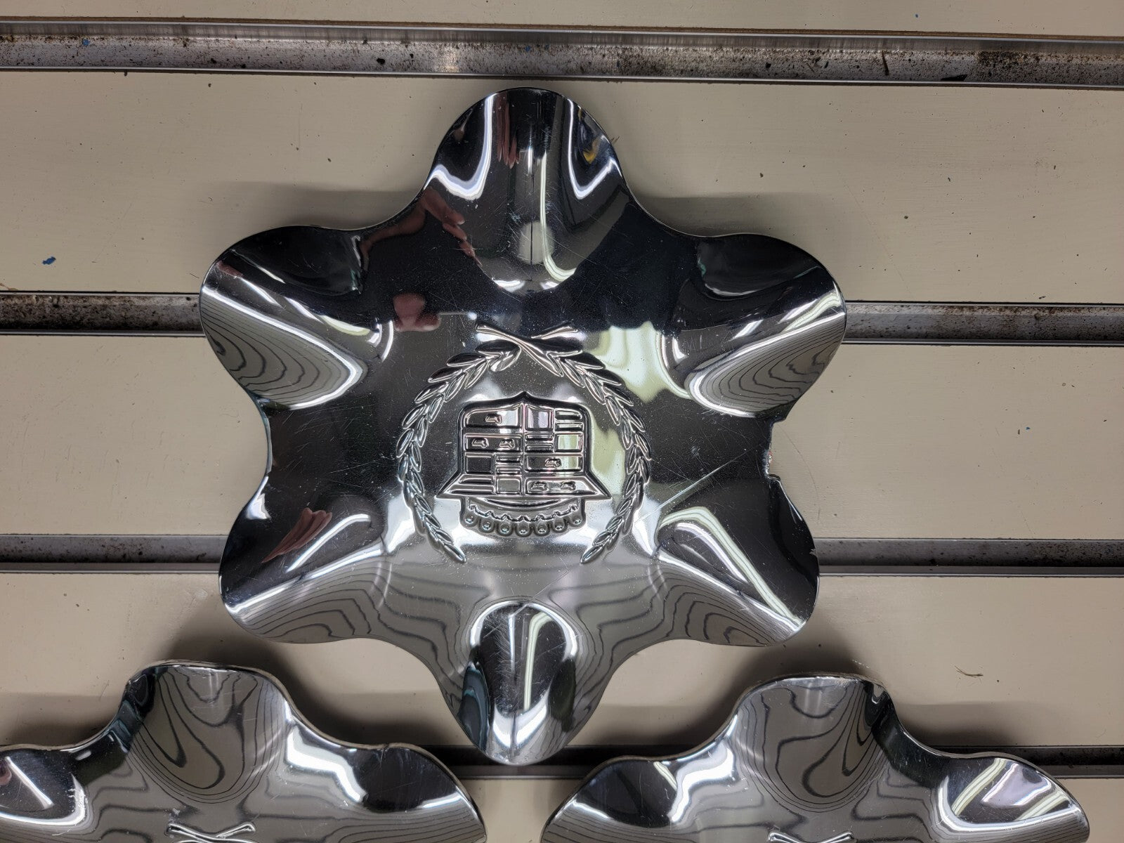 🔥1999-2000 Cadillac Escalade CHROME wheel CENTER CAPS OEM