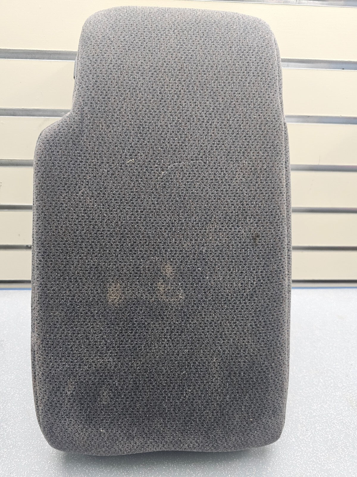 97-04 Dodge Dakota Center Middle Console Arm Rest Jump Seat Leather/Cloth BLACK