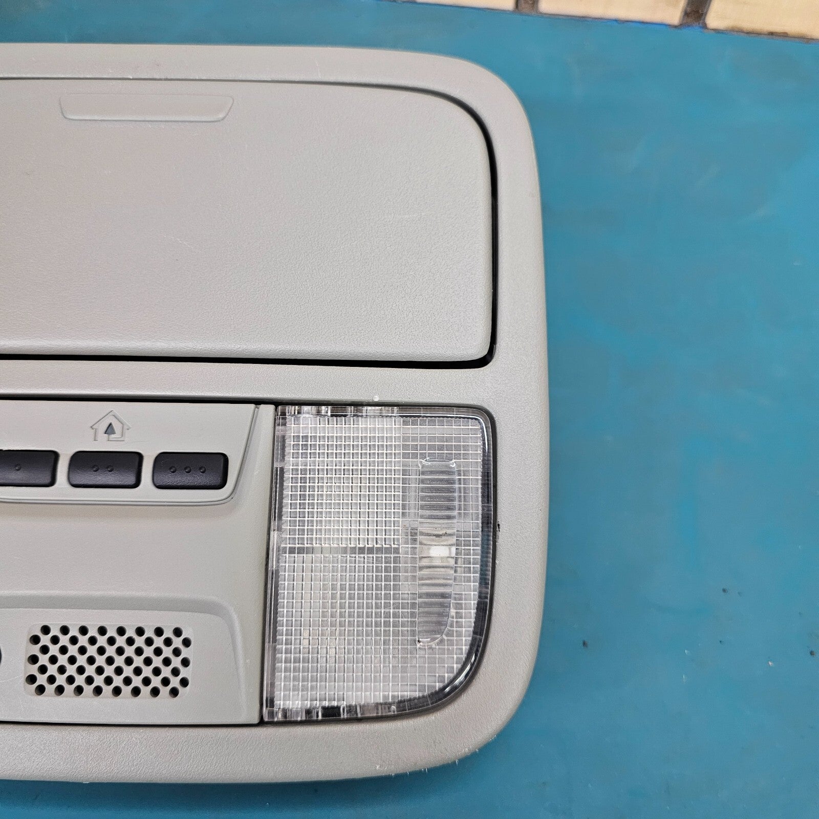 🔥03-08 Honda Pilot 05-10 Odyssey Roof Overhead Console Dome Map Light Grey OEM