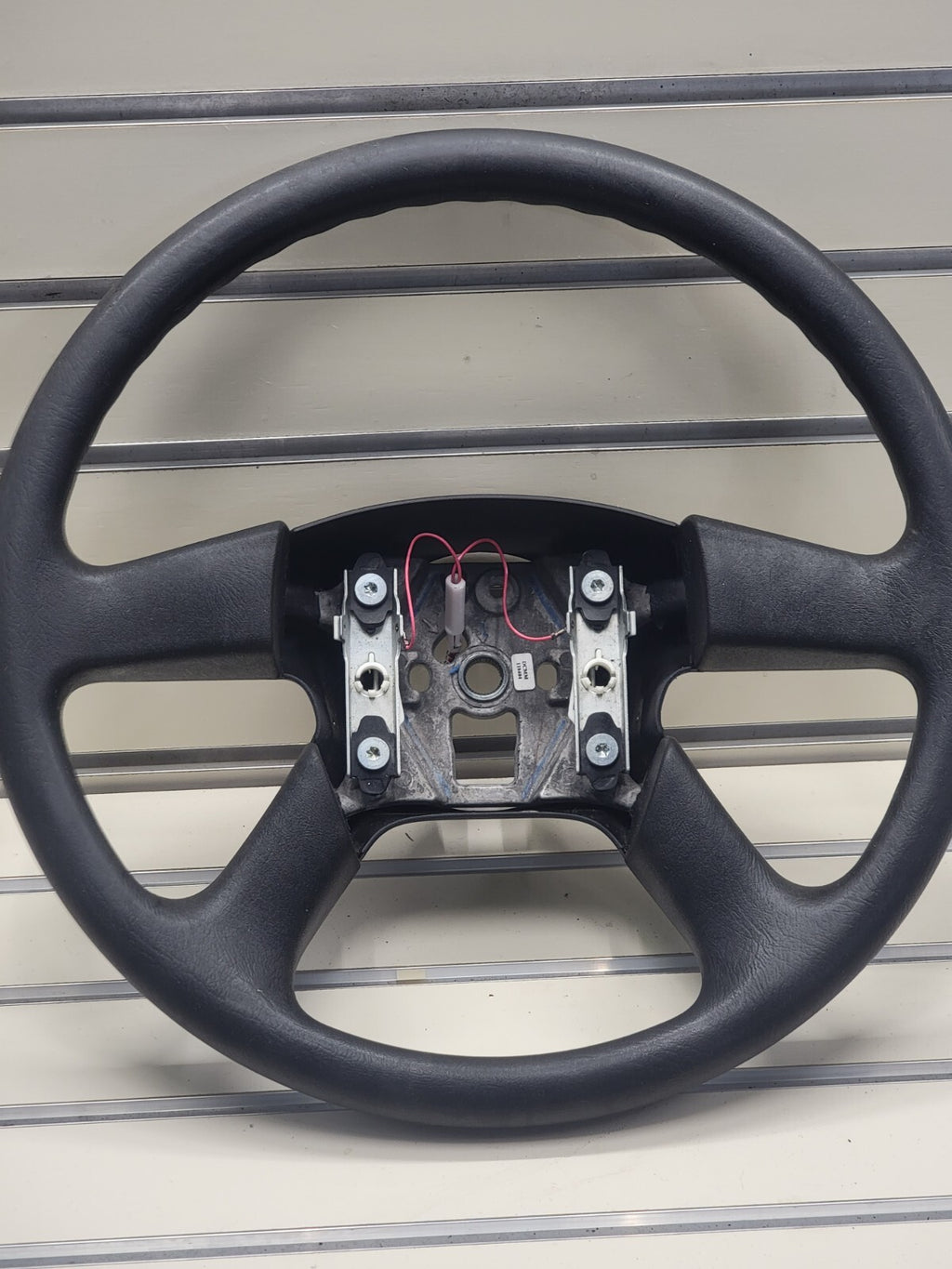 🔥03-06 SILVERADO SIERRA YUKON TAHOE SUBURBAN STEERING WHEEL LEATHER BLACK