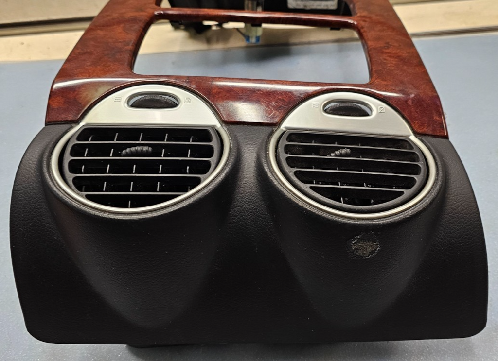 🔥02-09 ENVOY DASH RADIO AUDIO STEREO CLIMATE BEZEL TRIM INSTRUMENT PANEL WOOD