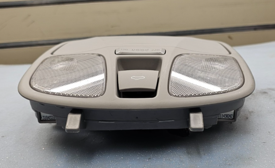 🔥2010-2013 Hyundai Sonata Overhead Console Dome Map Light Sunroof Switch Tan