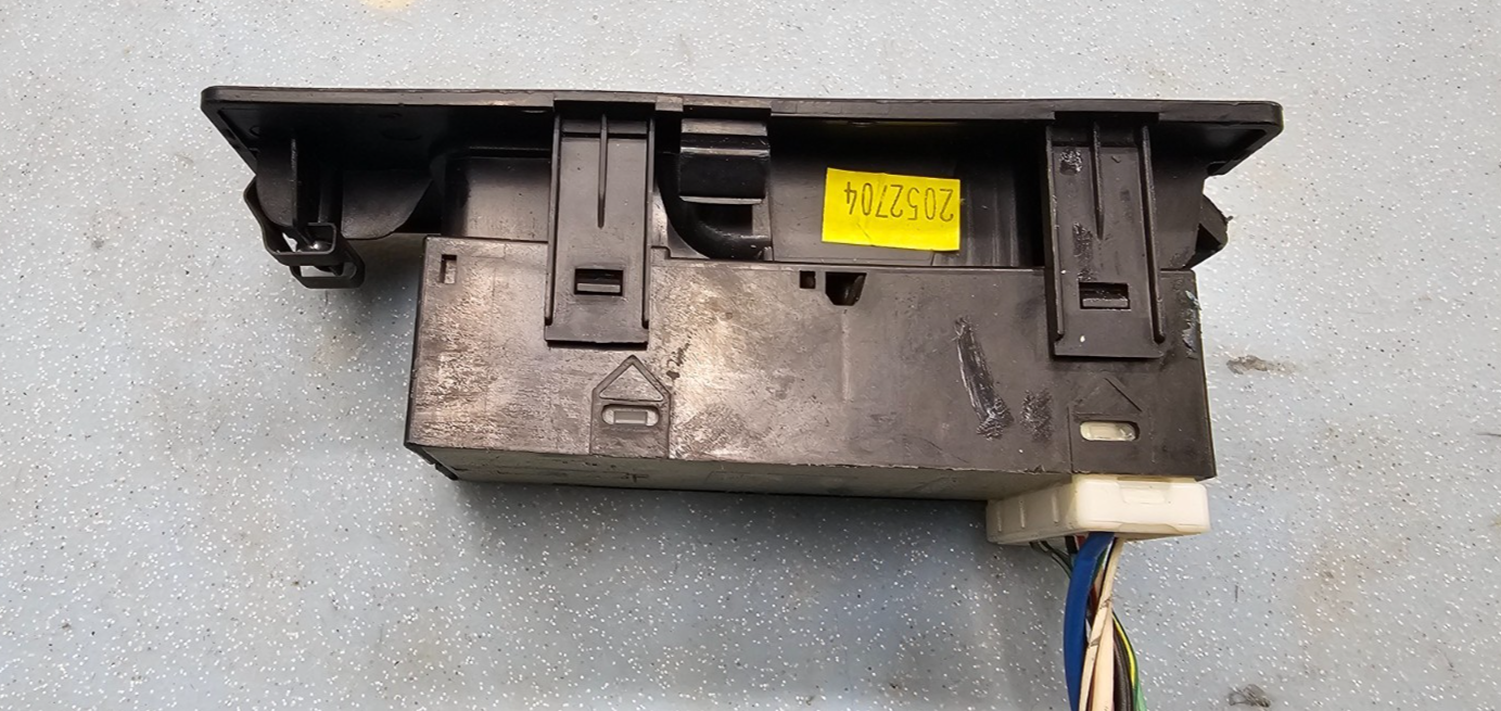 🔥04-09 NISSAN ARMADA TITAN PASENGER SIDE POWER WINDOW BUTTON OEM BLACK