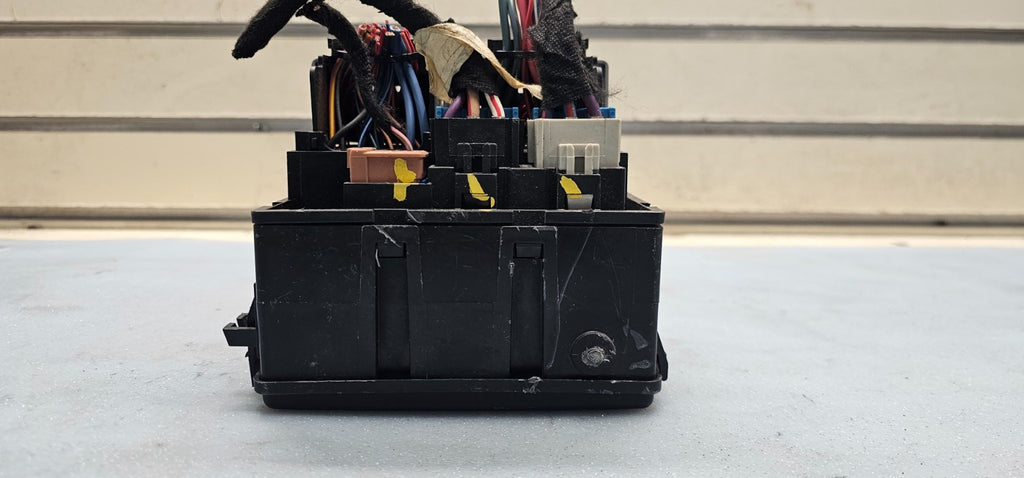 🔥11-20 DODGE JOURNEY INTELLIGENT POWER CONTROL MODULE FUSE BOX OEM